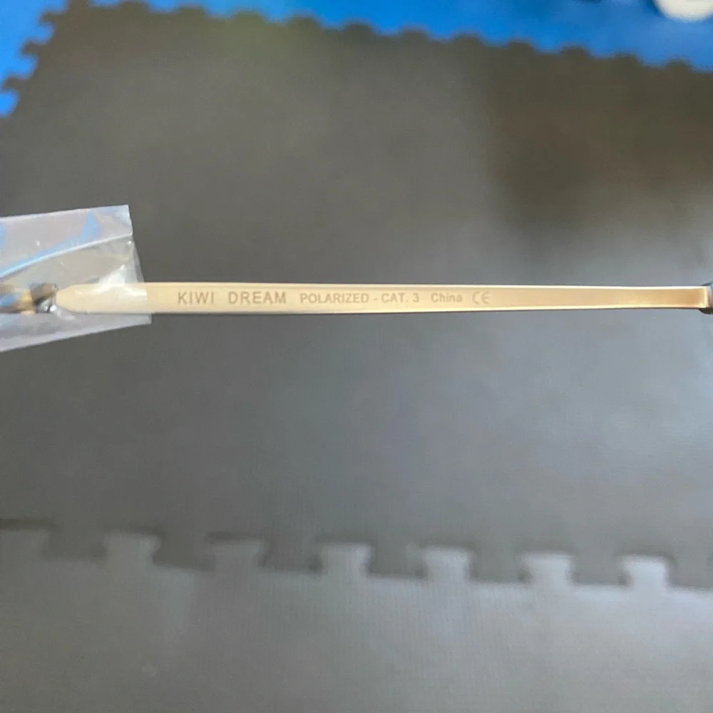 Blenders Polarized  sunglasses - Picture 4 of 7